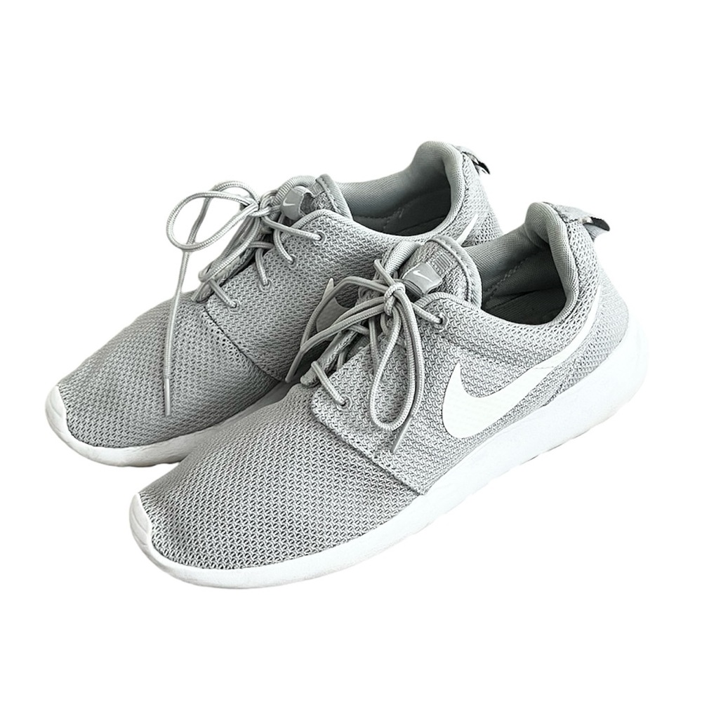 Nike Roche - Picture 3 of 7